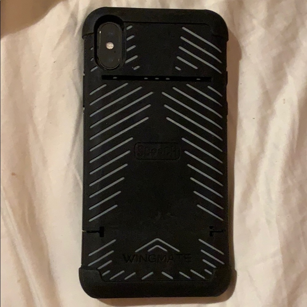 Black iPhone ten case